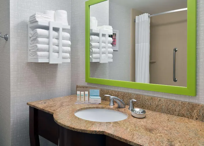 Hotel Hampton & Winston-salem/university Area